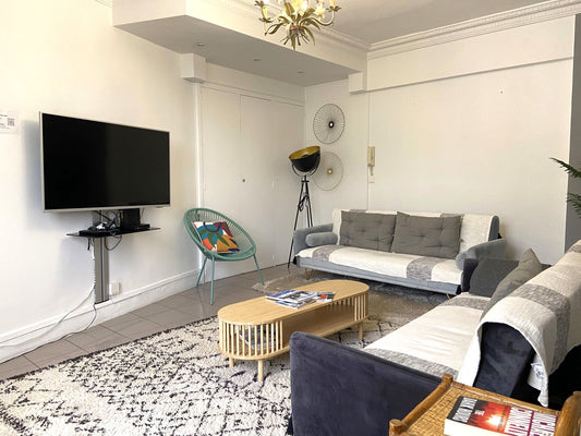 El apartamento de los Campos Elíseos