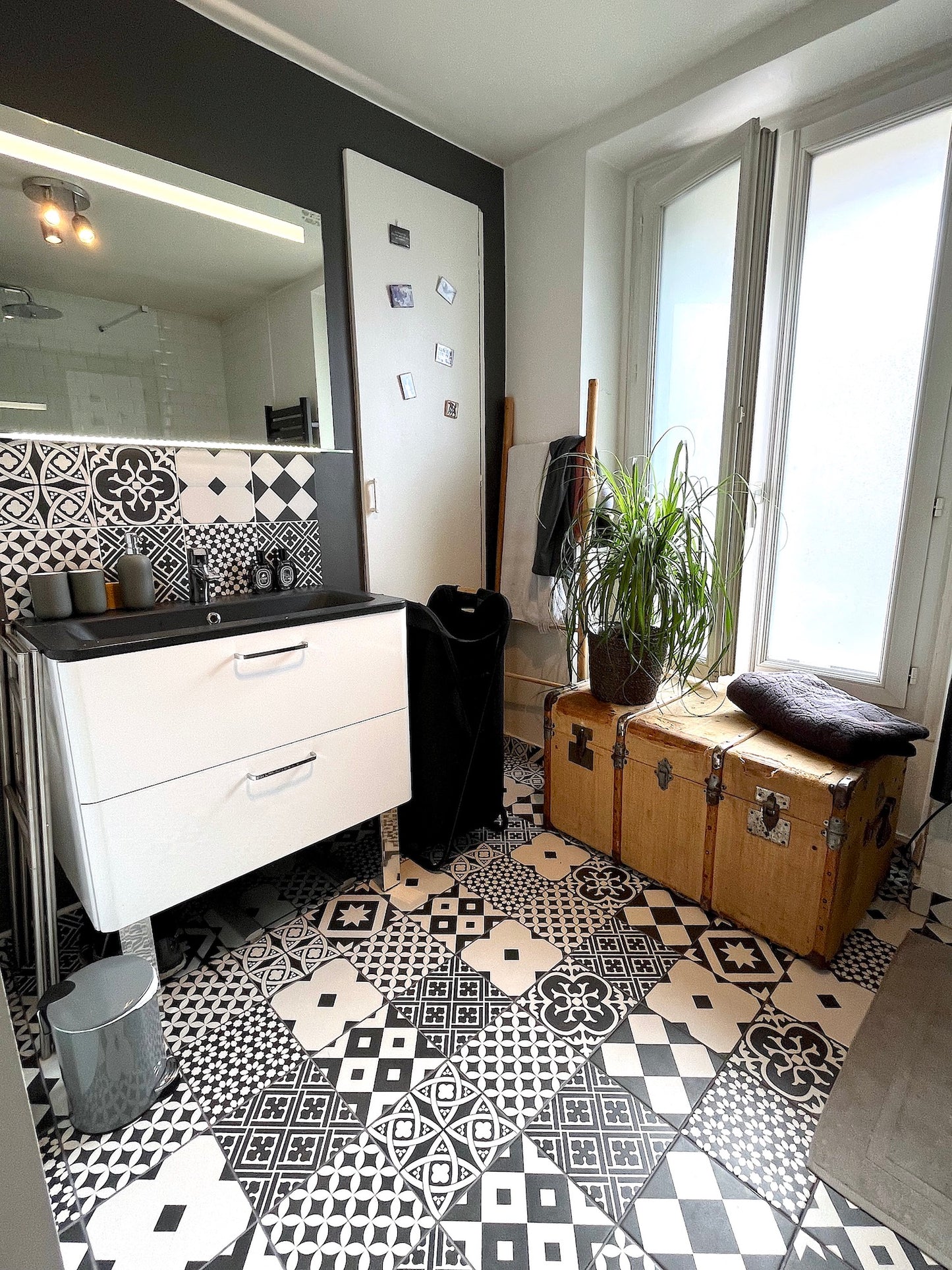 The Ladies' apartment