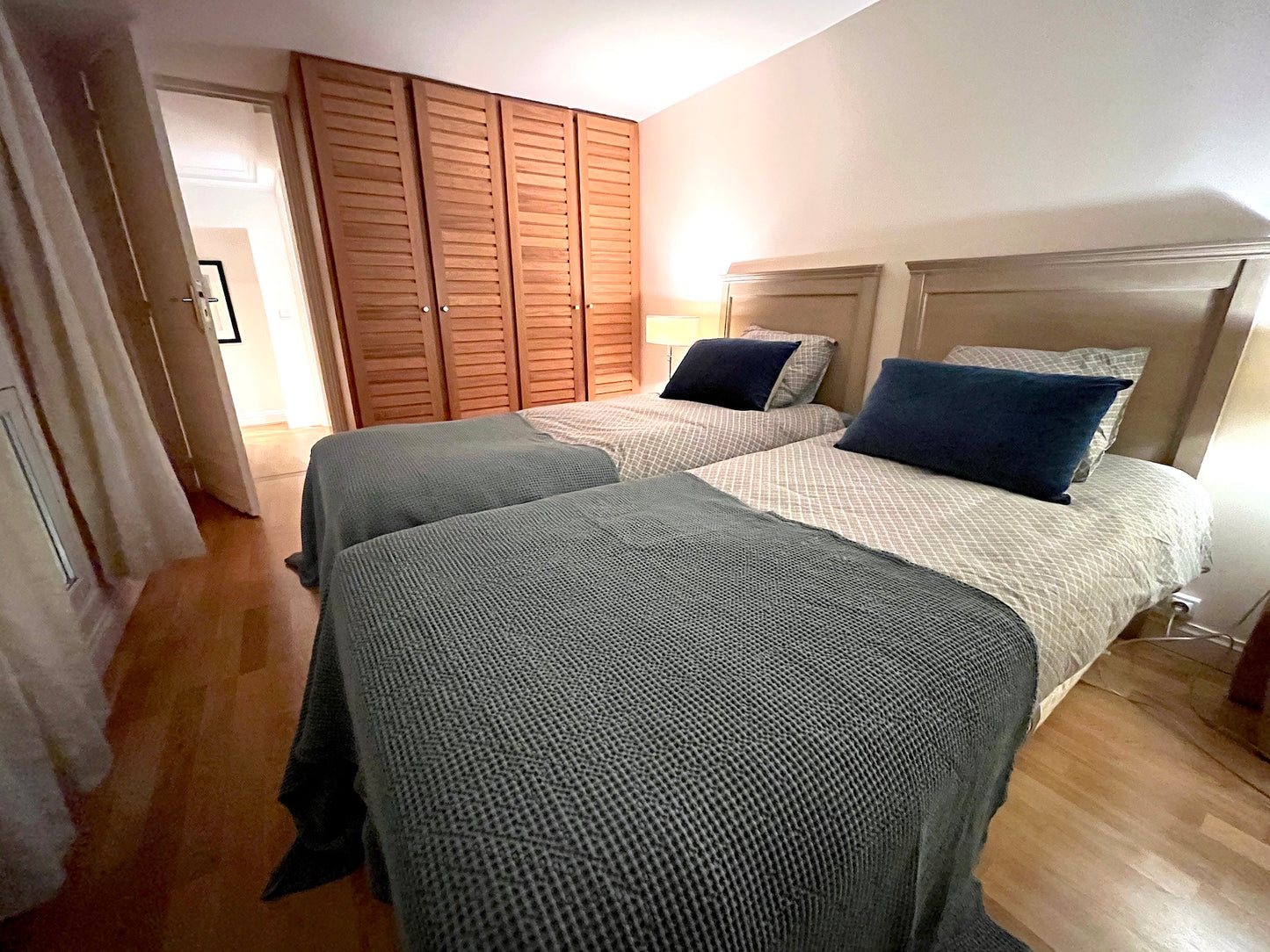 The Pierre Charron apartment