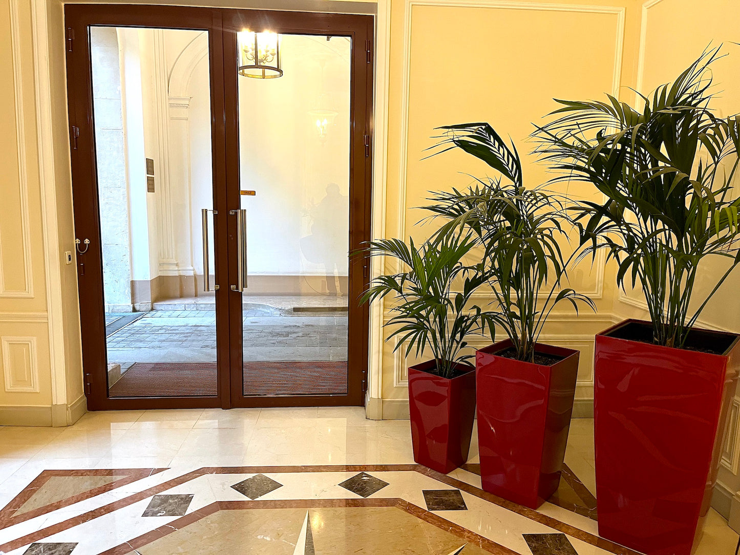 The Pierre Charron apartment