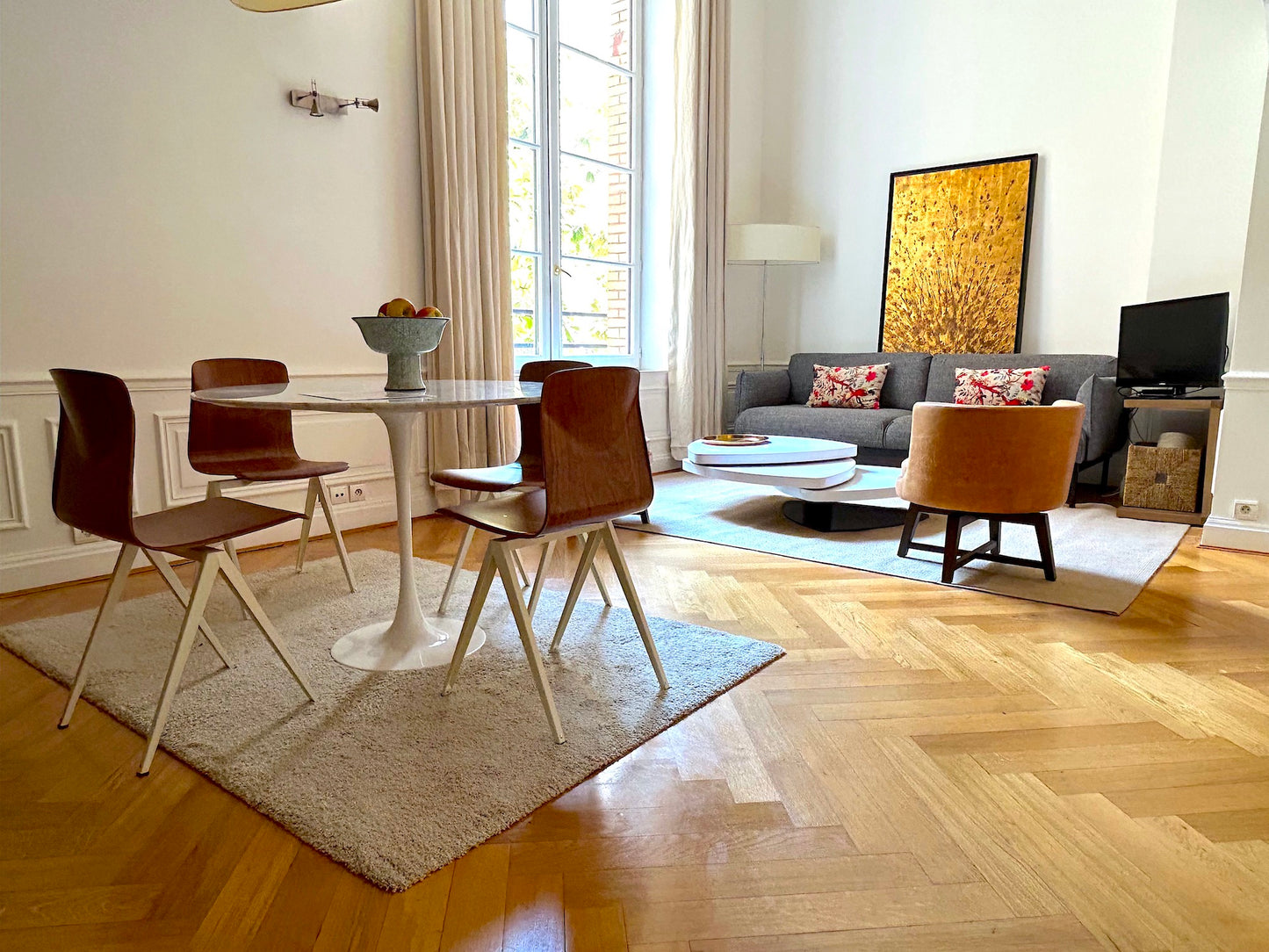 The Pierre Charron apartment