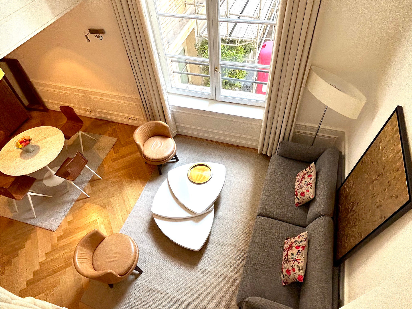 The Pierre Charron apartment