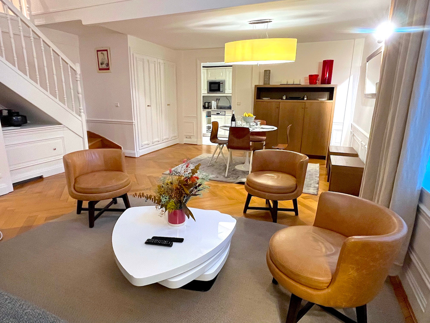 The Pierre Charron apartment