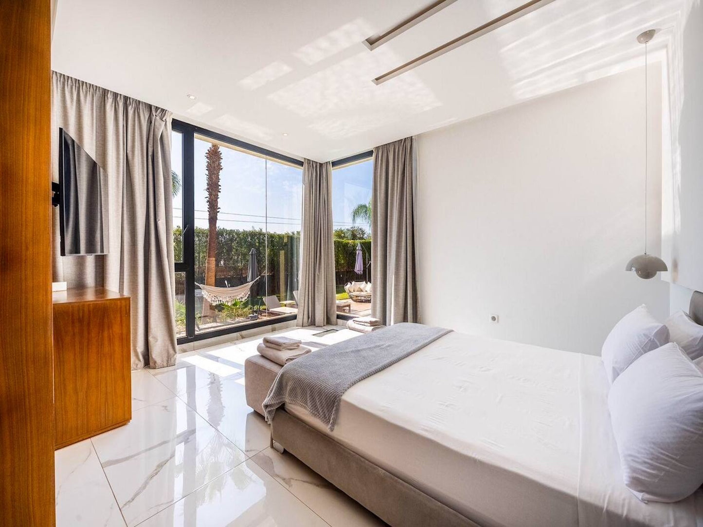 Palais Zahira + Palais Mahora