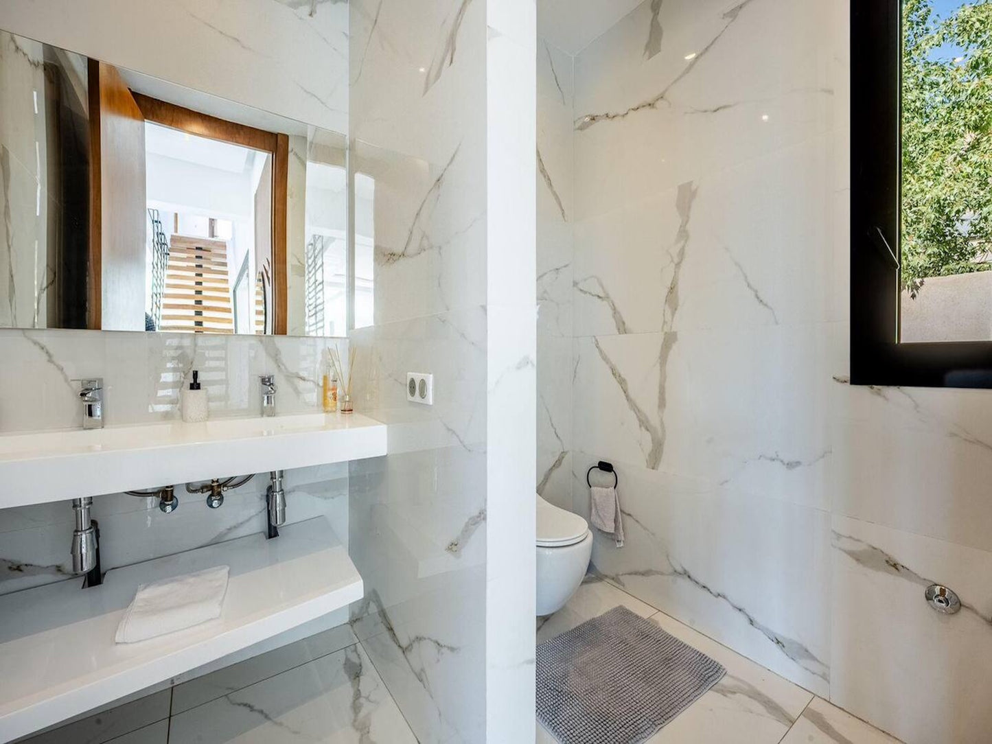 Palais Zahira + Palais Mahora