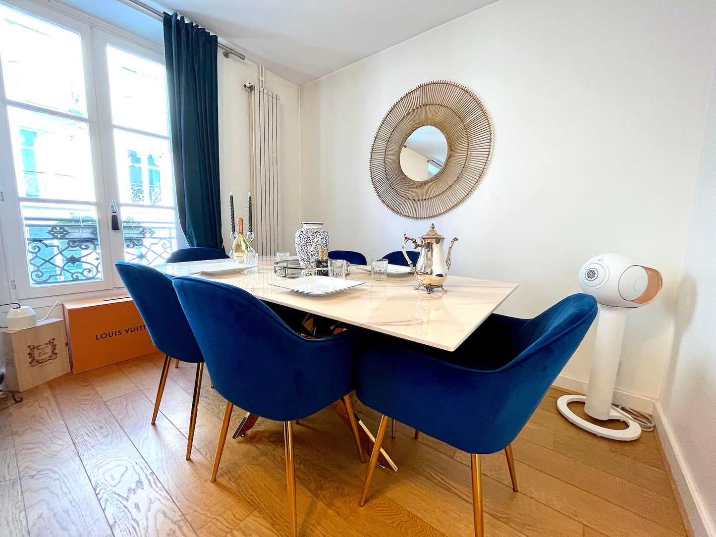 The Vavin apartment