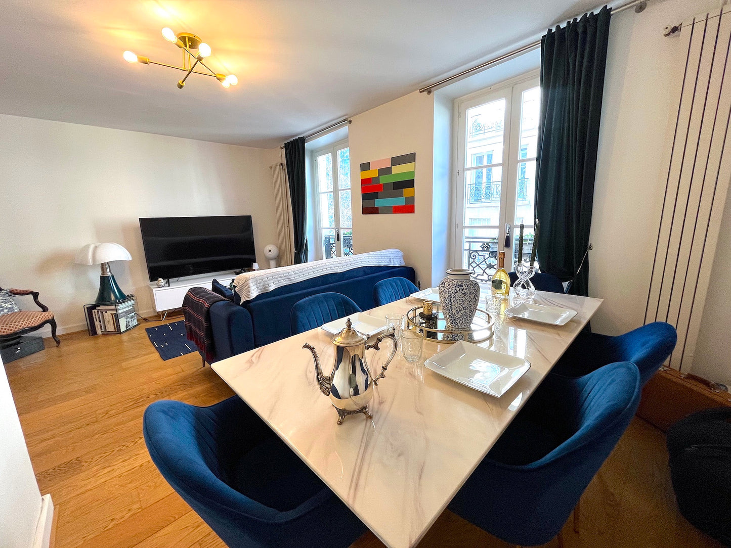 The Vavin apartment