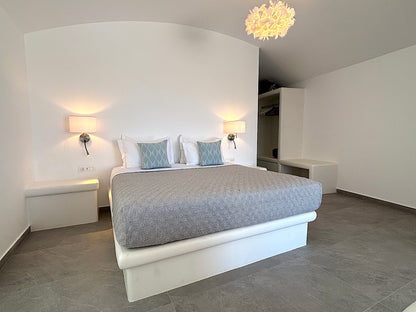 Villa Nira