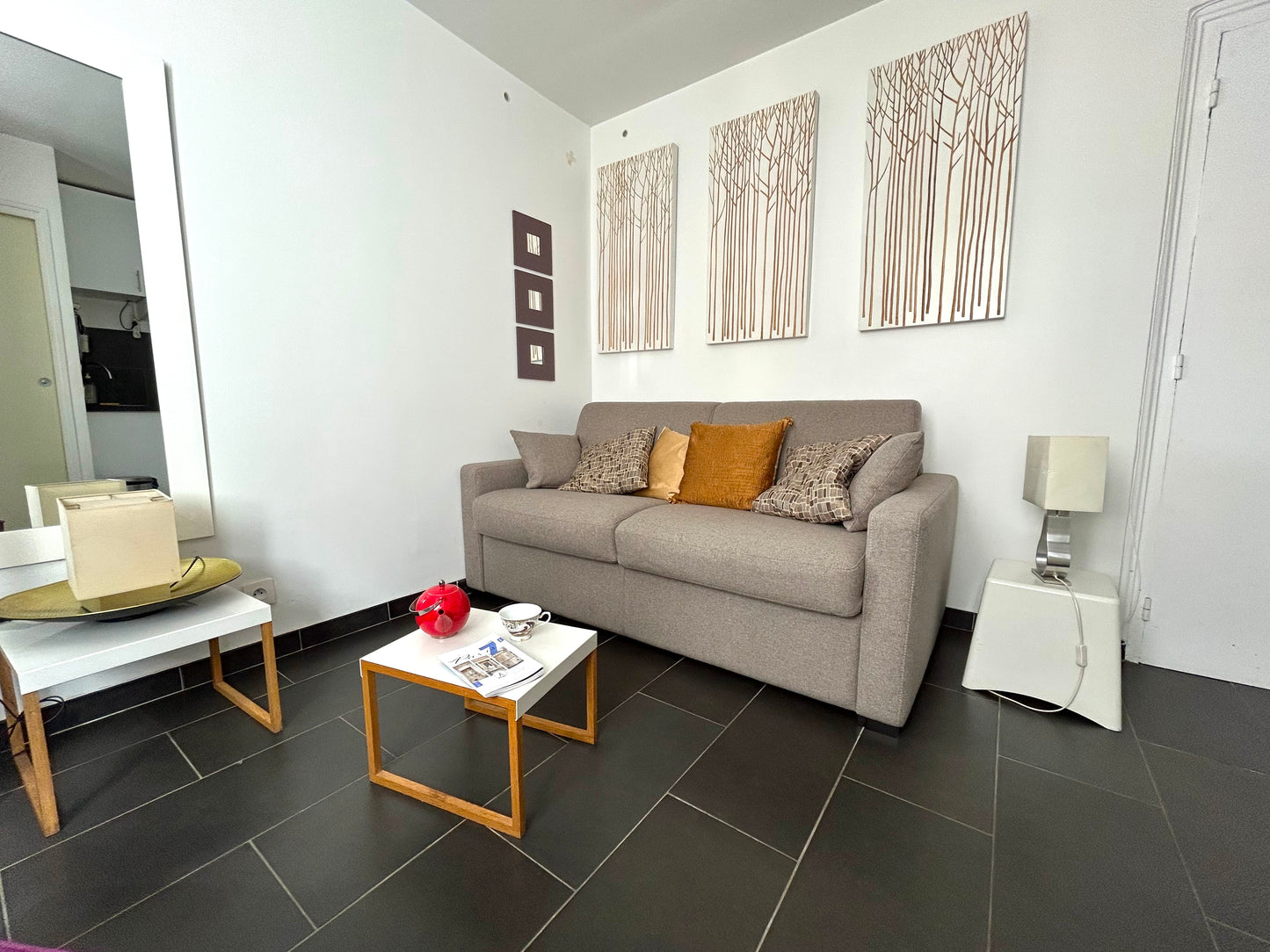The Grenelle studio