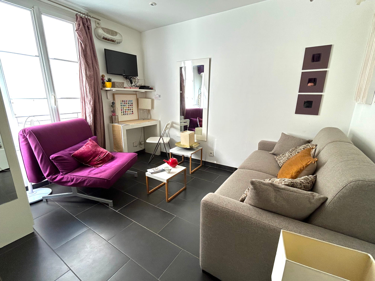 The Grenelle studio