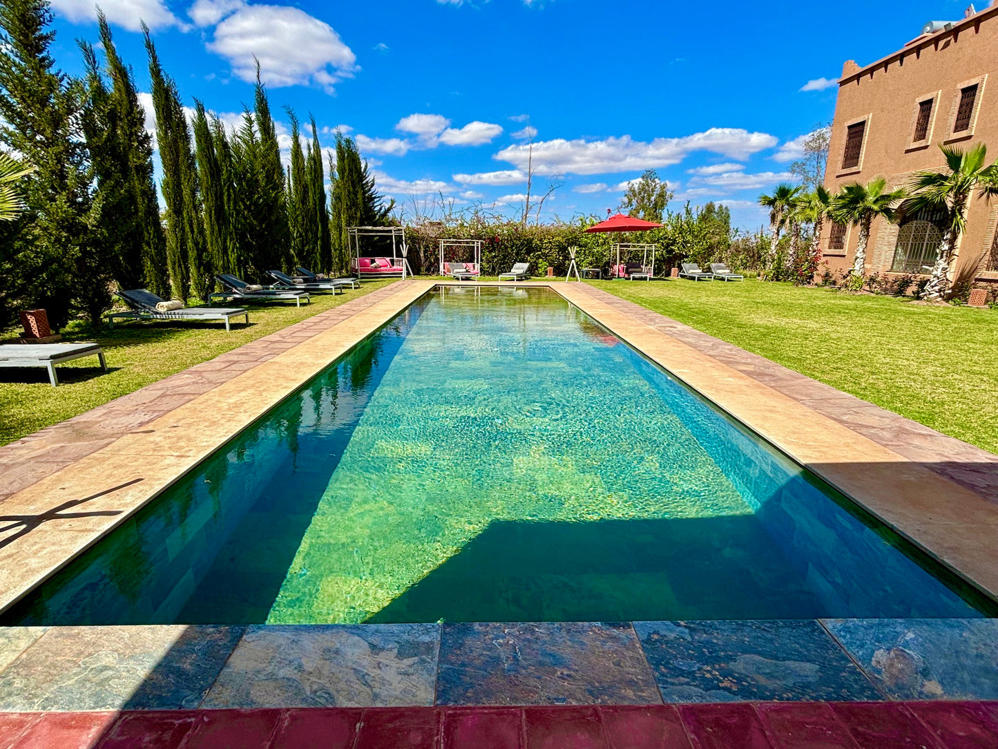 Rosa Palace