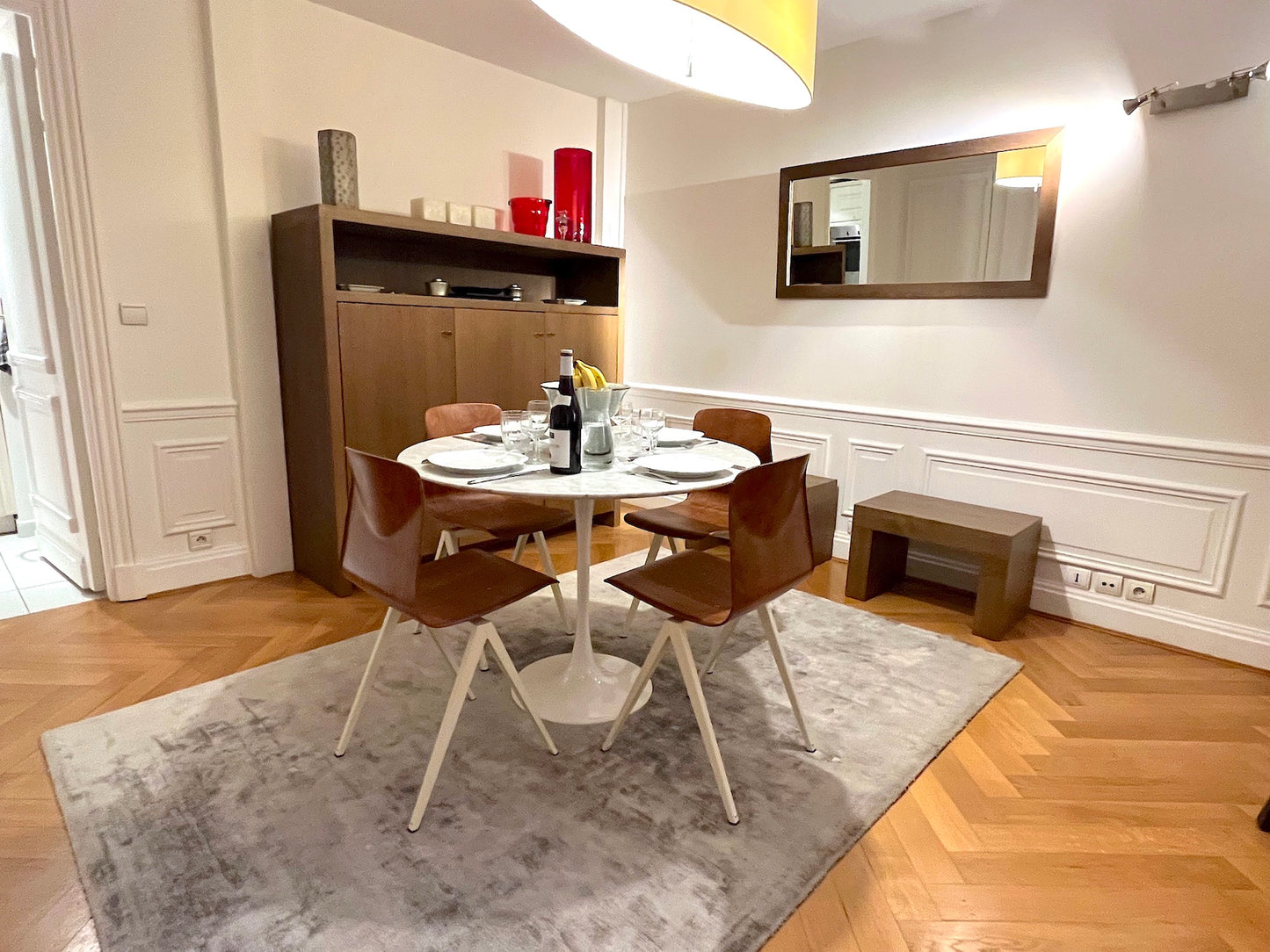 The Pierre Charron apartment