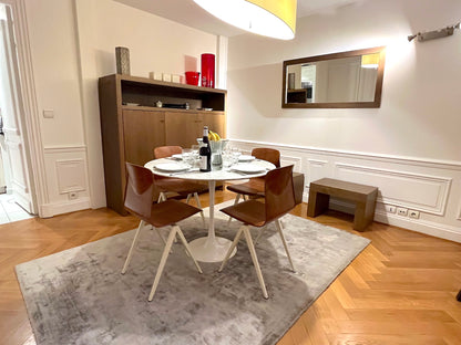 The Pierre Charron apartment