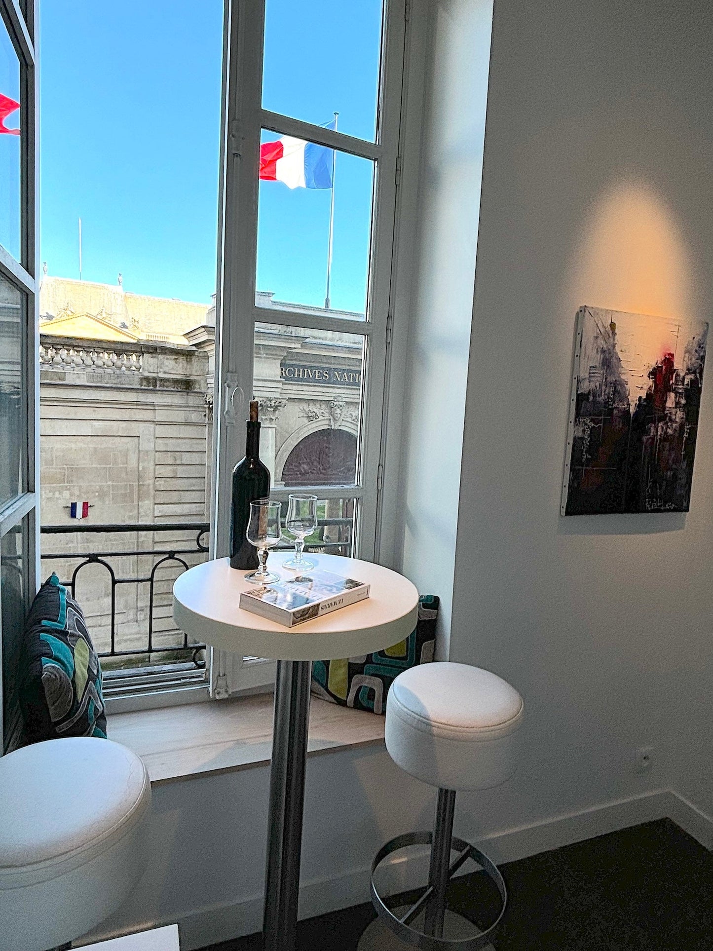 Appartement des Archives - The French Concierge