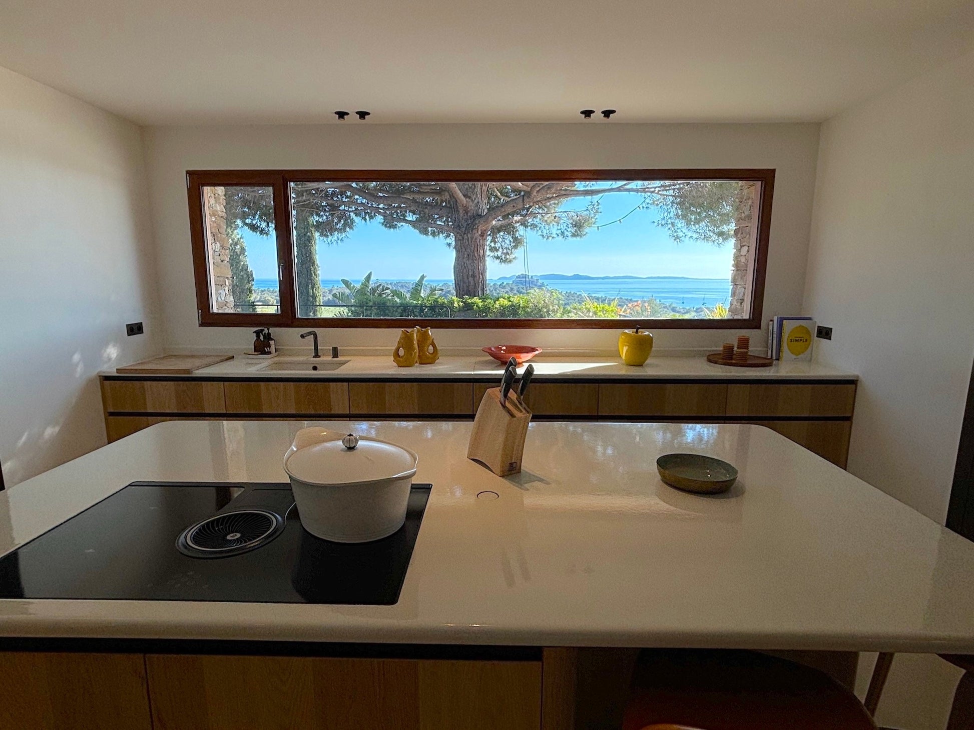 Bormes - les - Mimosas - Villa Bruyères - The French Concierge