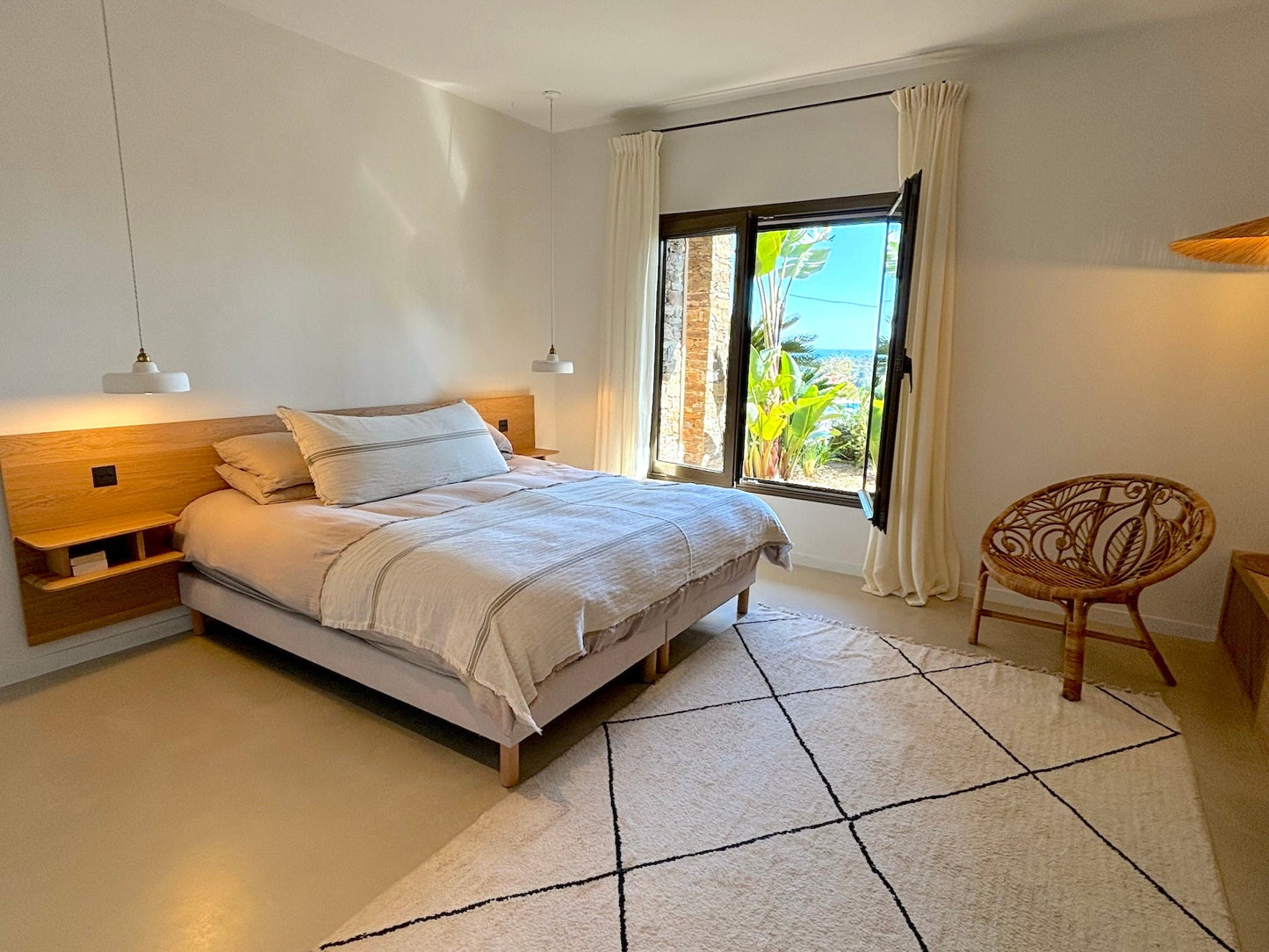 Bormes - les - Mimosas - Villa Bruyères - The French Concierge