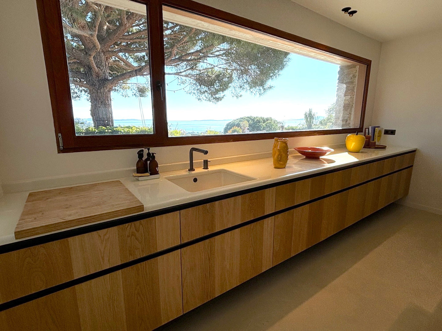 Bormes - les - Mimosas - Villa Bruyères - The French Concierge