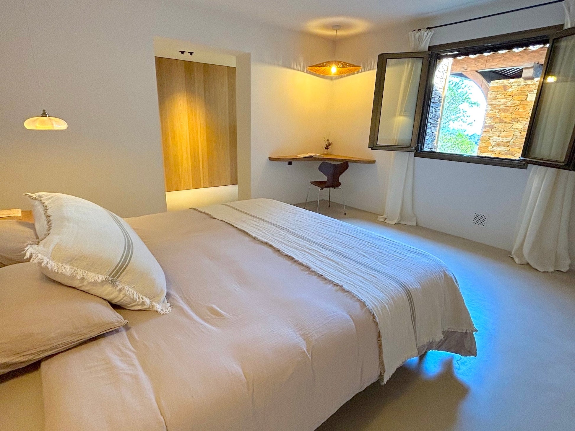 Bormes - les - Mimosas - Villa Bruyères - The French Concierge