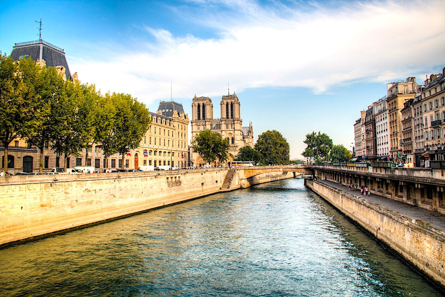 L'appartement Saint - Germain - The French Concierge