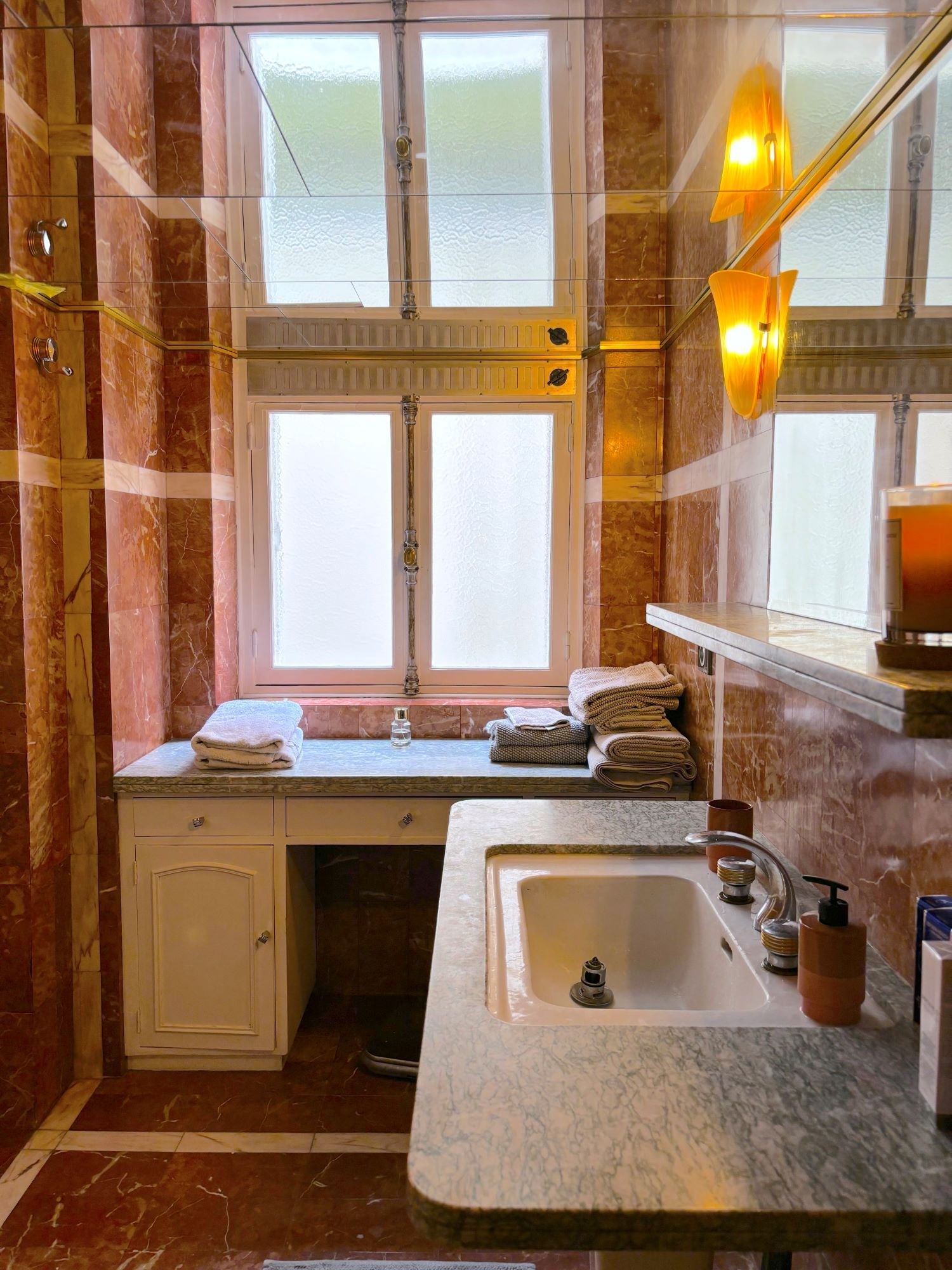 L'Appartement Vendome - The French Concierge