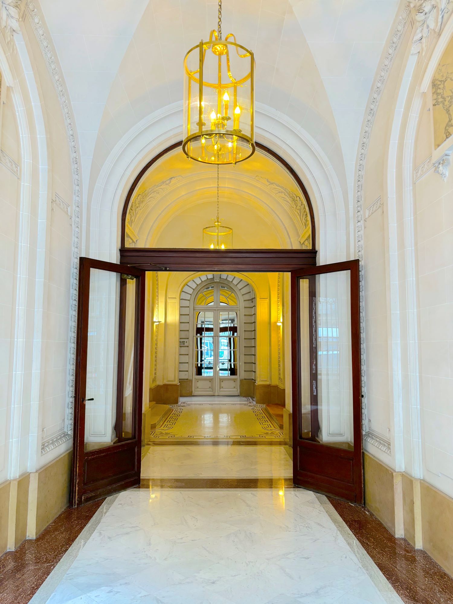 L'Appartement Vendome - The French Concierge