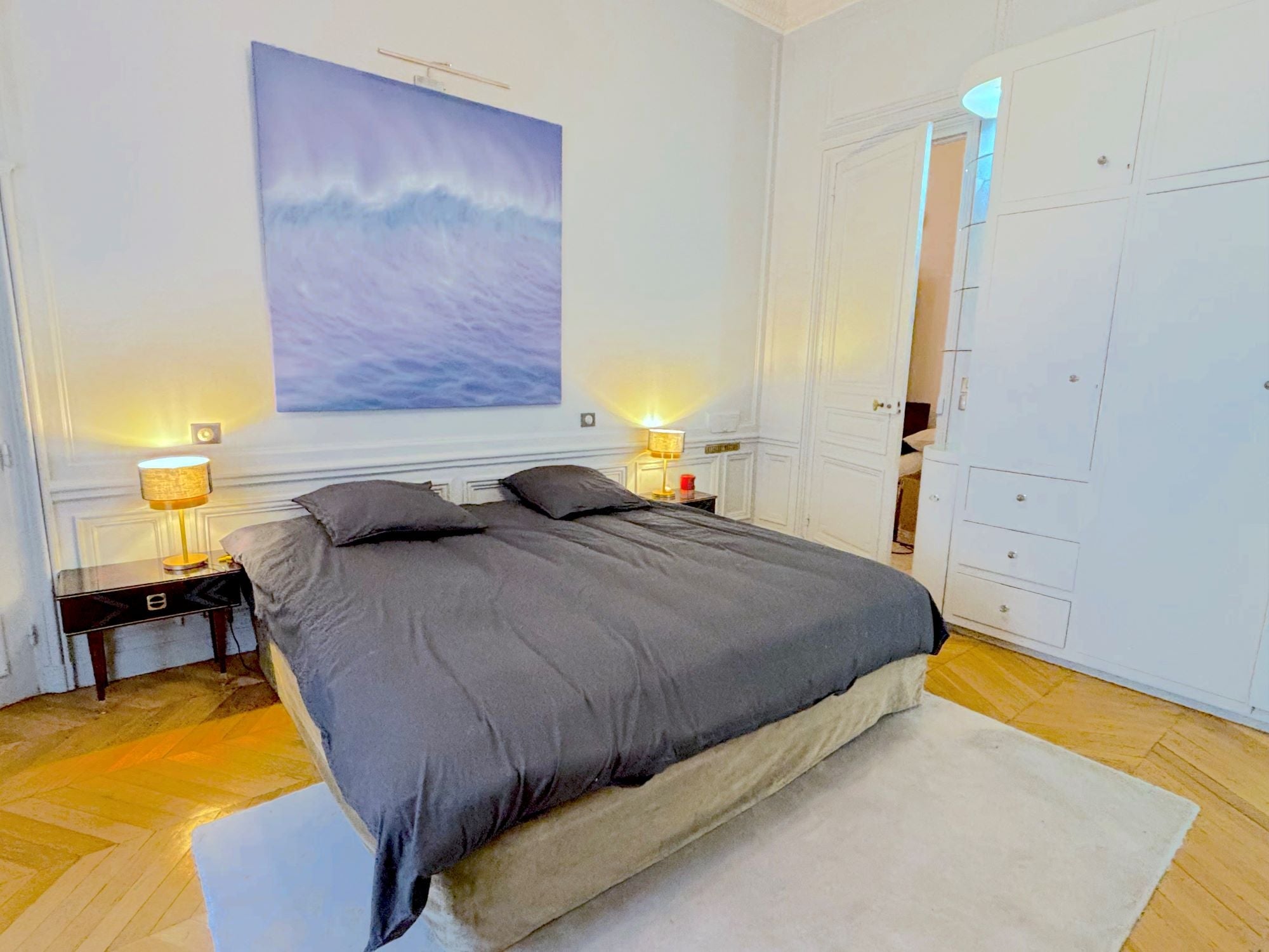 L'Appartement Vendome - The French Concierge