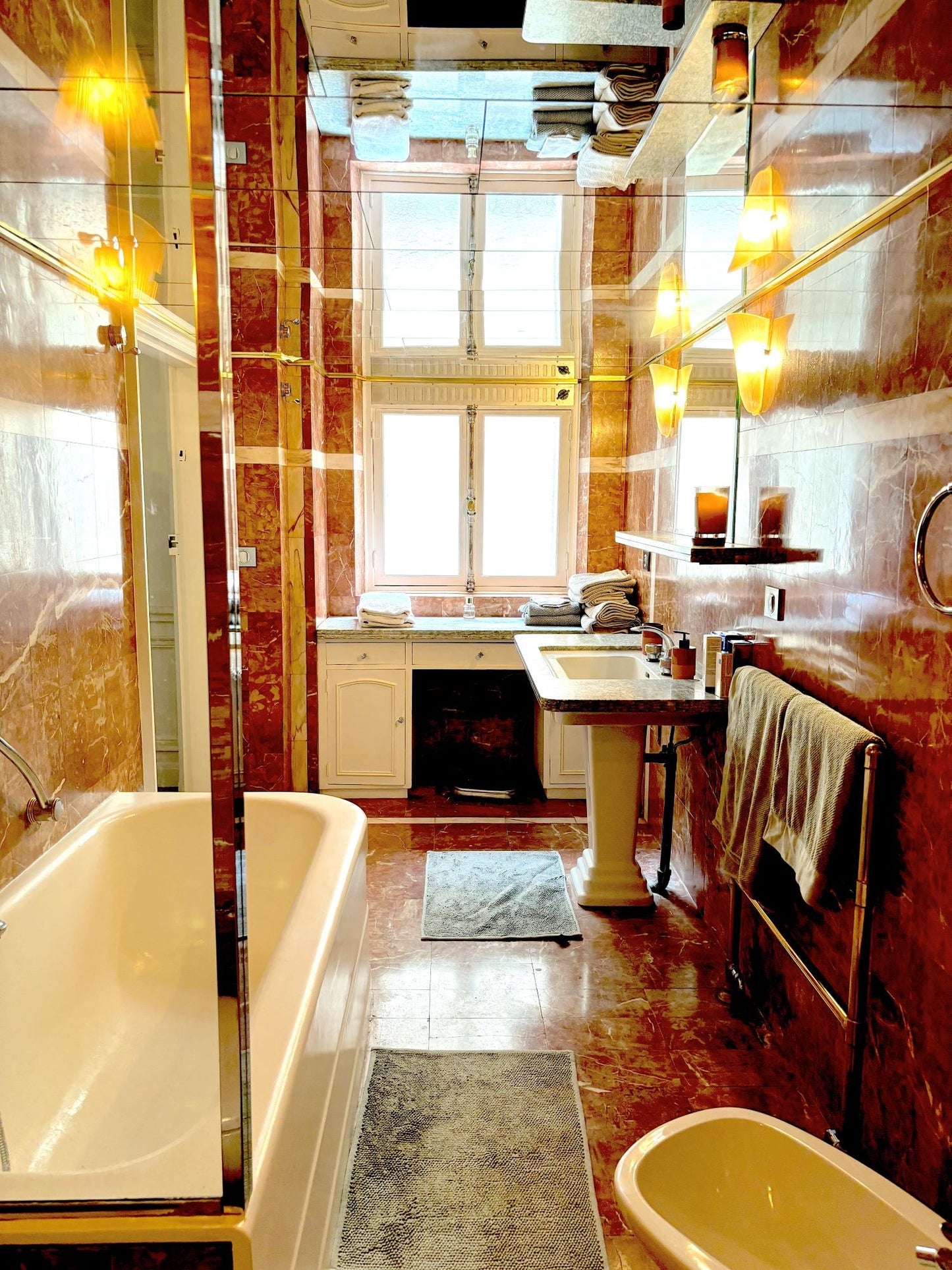 L'Appartement Vendome - The French Concierge