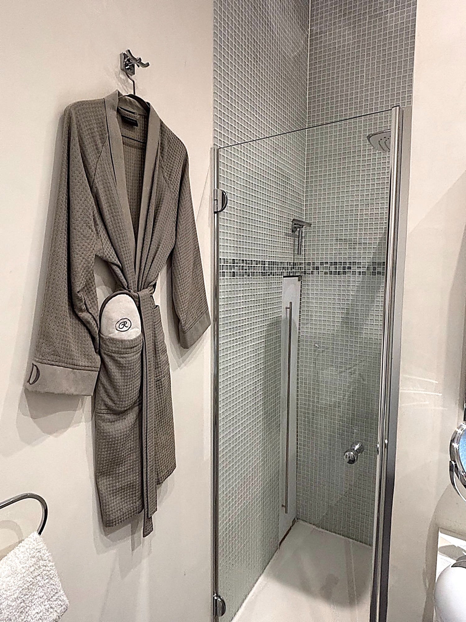 Le Loft Villehardouin - 1 095 000 € - The French Concierge