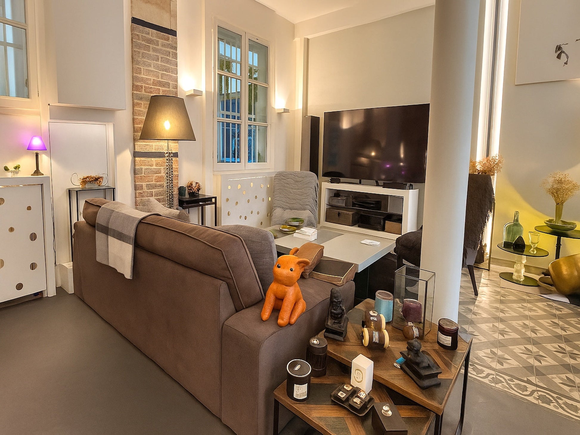 Le Loft Villehardouin - 1 095 000 € - The French Concierge