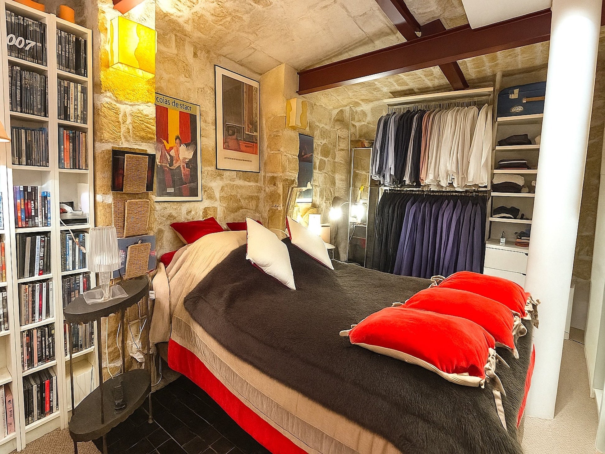 Le Loft Villehardouin - 1 095 000 € - The French Concierge