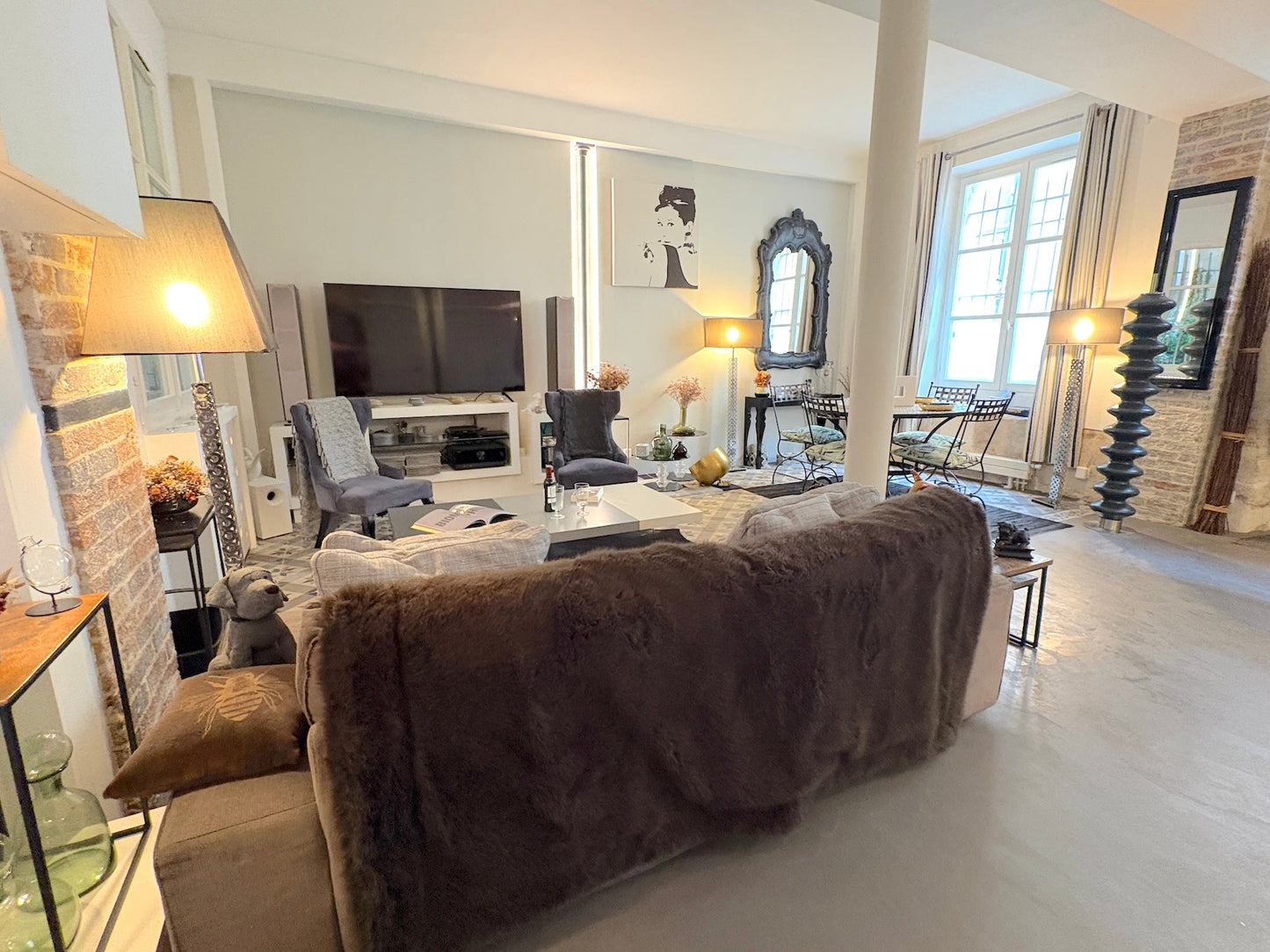 Le Loft Villehardouin - The French Concierge