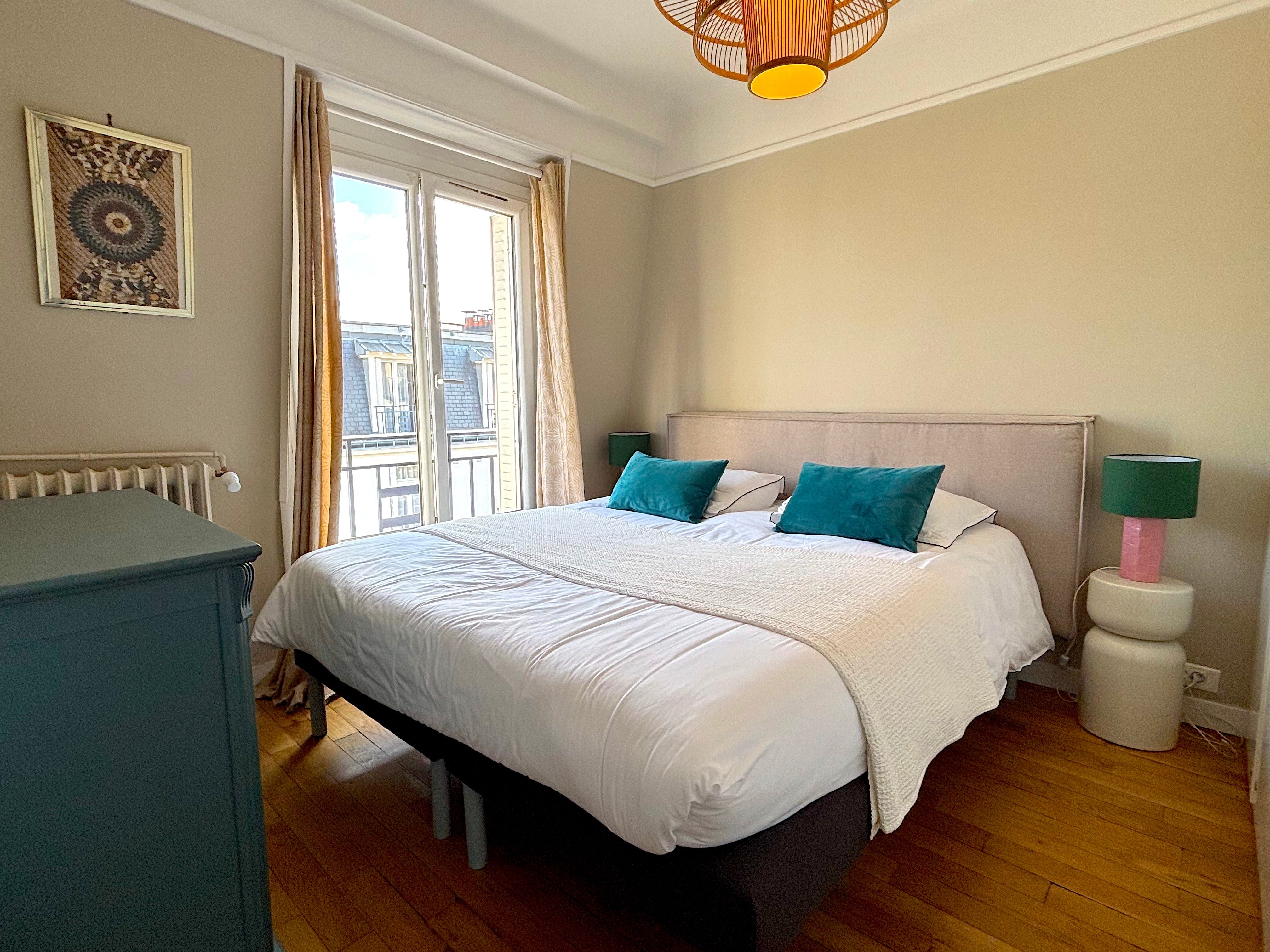 Curated visual reference: Visual Reference: Le Penthouse Murat C