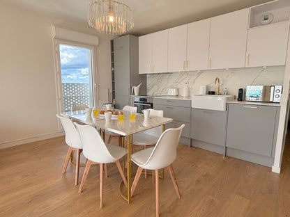 Le Penthouse Pesaro C - The French Concierge