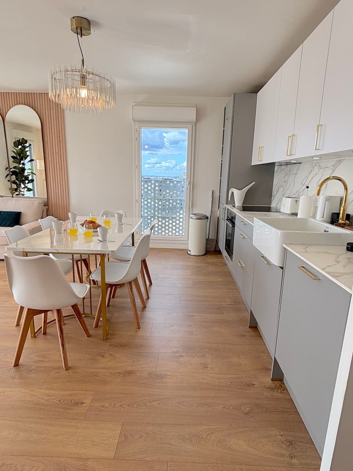 Le Penthouse Pesaro C - The French Concierge