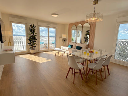 Le Penthouse Pesaro C - The French Concierge
