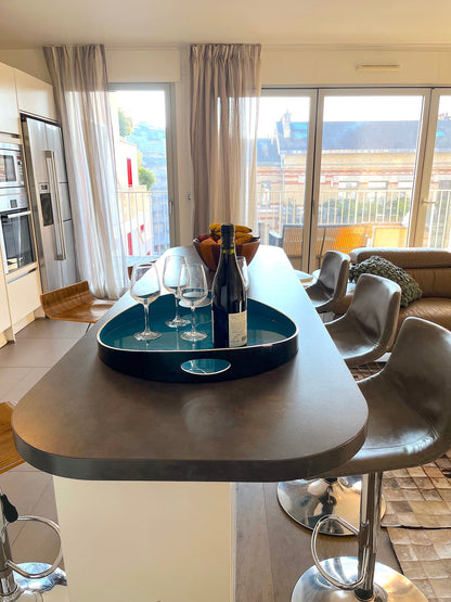 Le Penthouse Picquart - The French Concierge