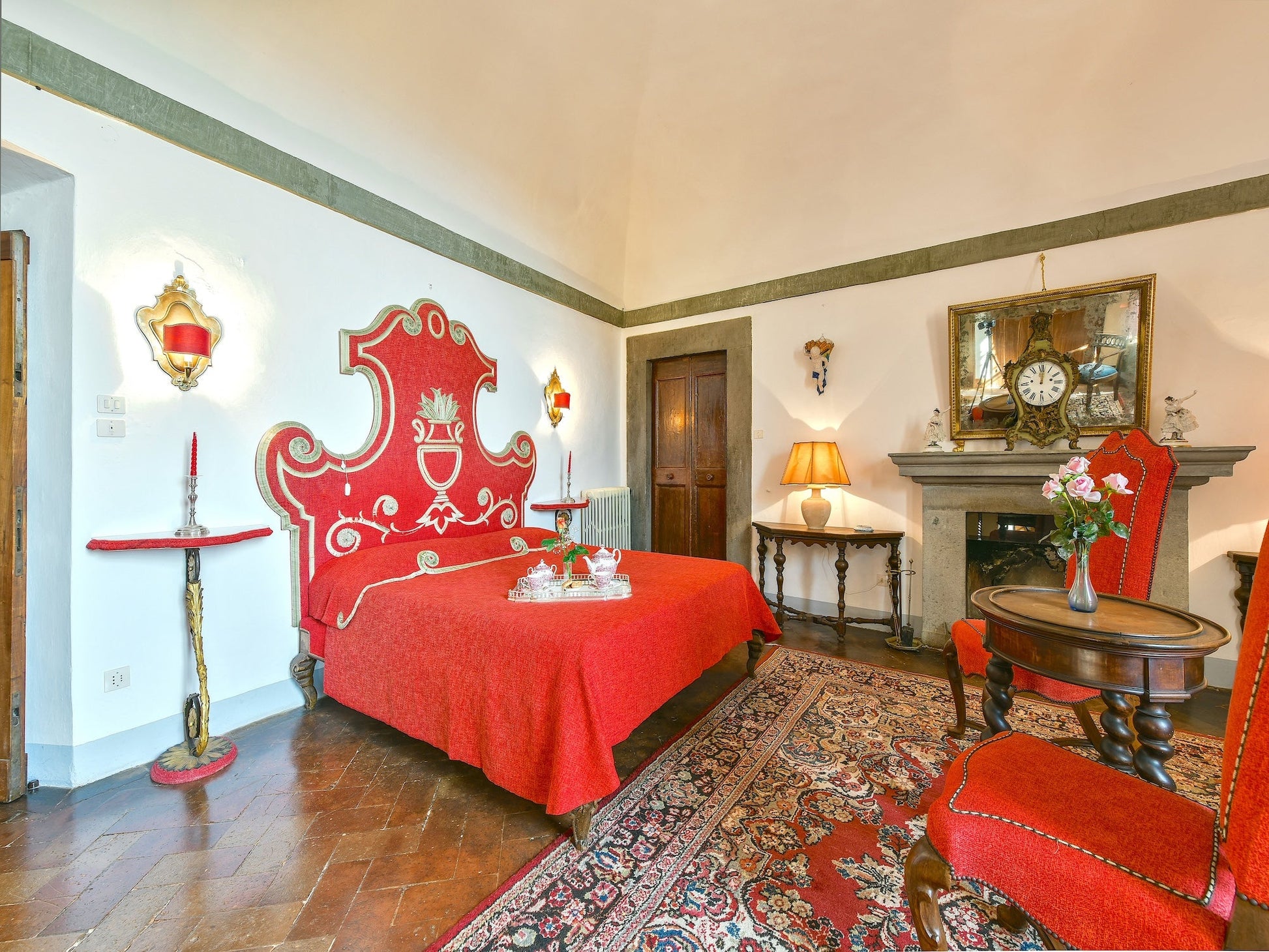Montevettolini - Palazzo Vettolini - The French Concierge