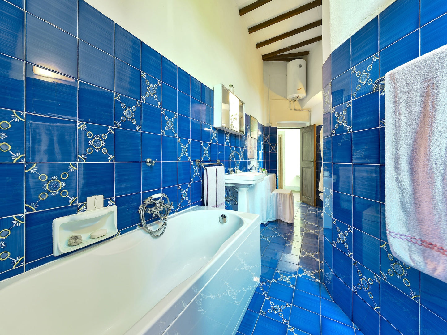 Montevettolini - Palazzo Vettolini - The French Concierge