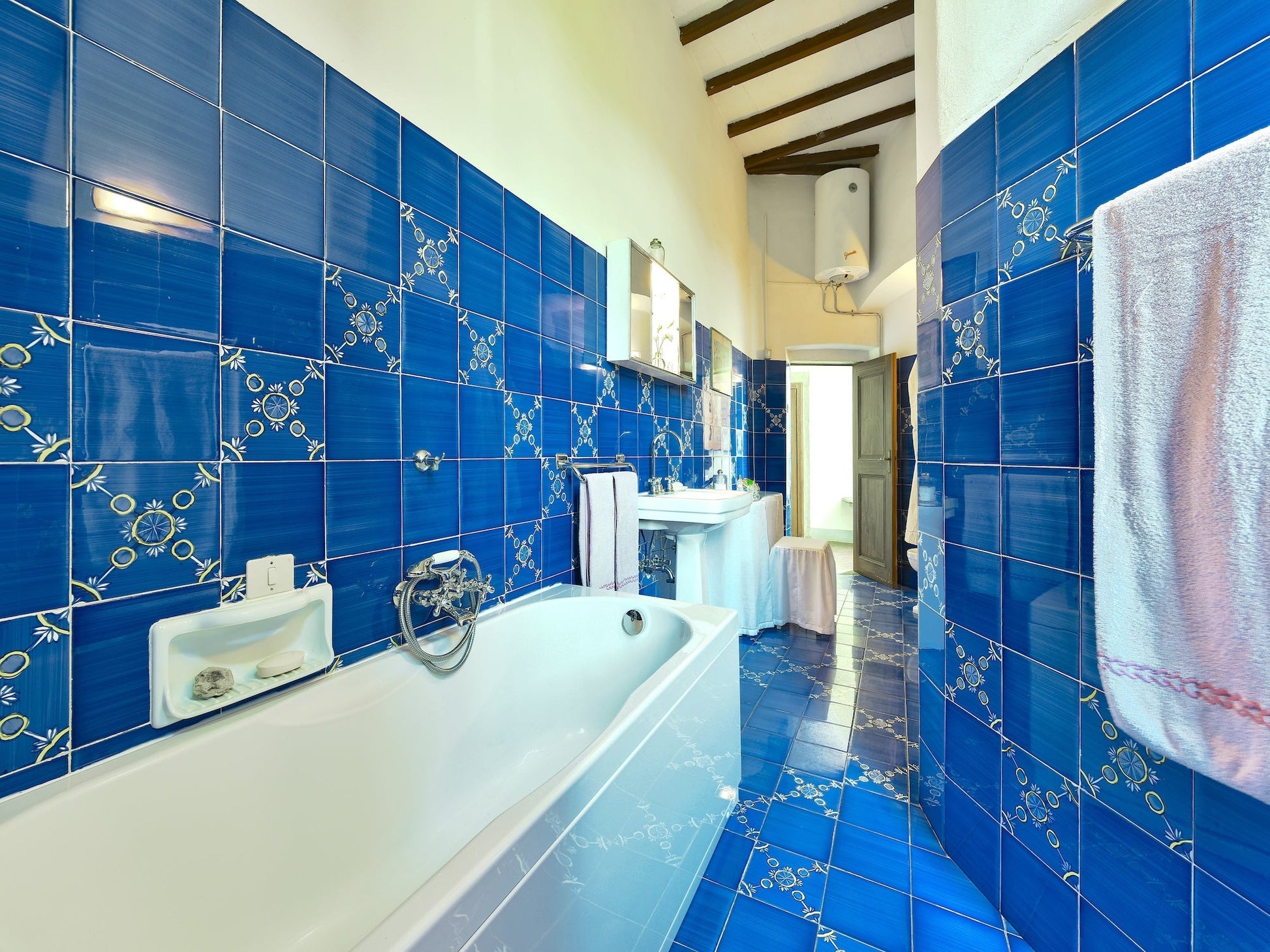 Montevettolini - Palazzo Vettolini - The French Concierge