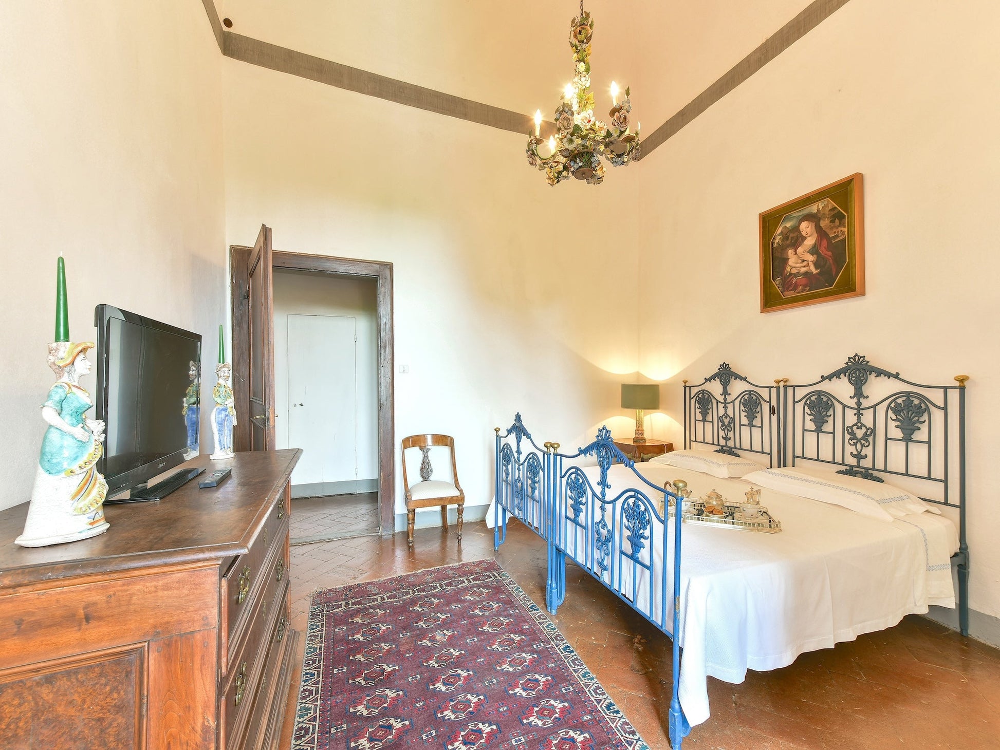 Montevettolini - Palazzo Vettolini - The French Concierge