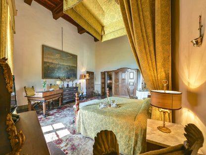 Montevettolini - Palazzo Vettolini - The French Concierge