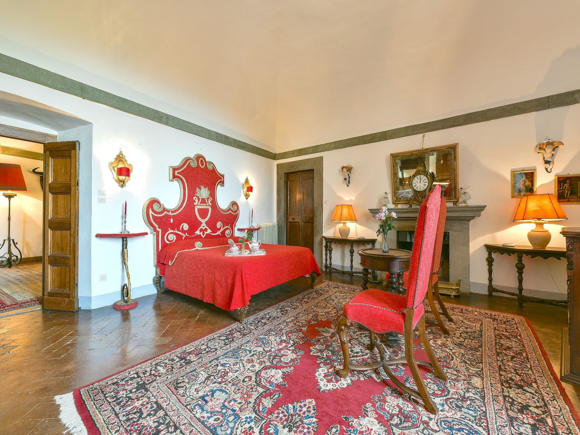 Montevettolini - Palazzo Vettolini - The French Concierge