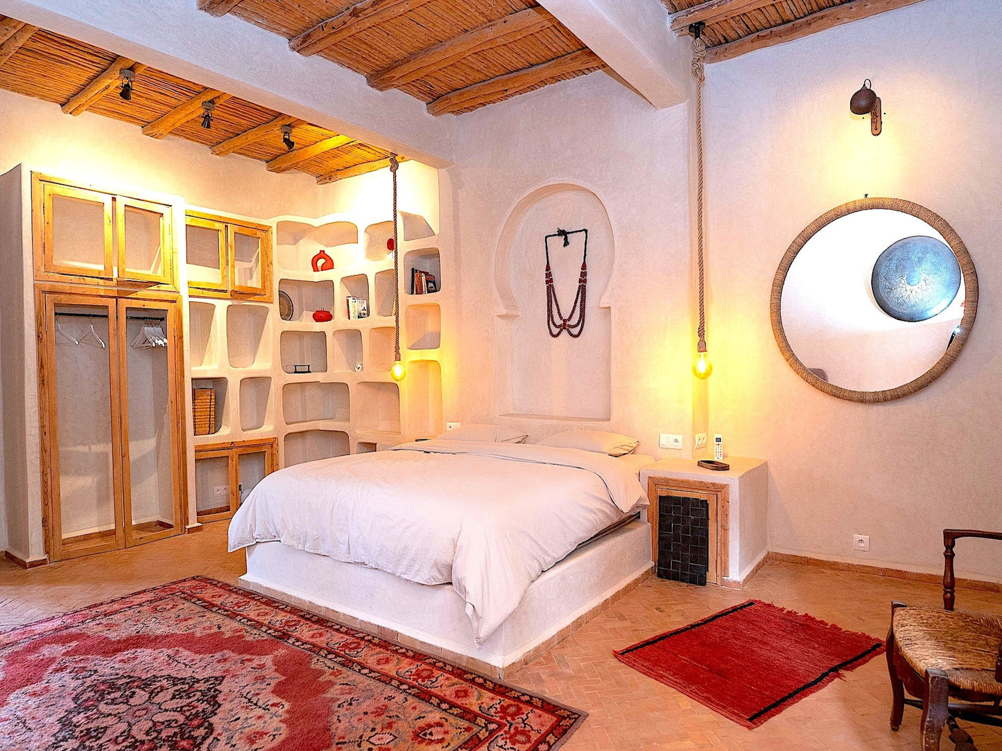 Palais Amon - The French Concierge
