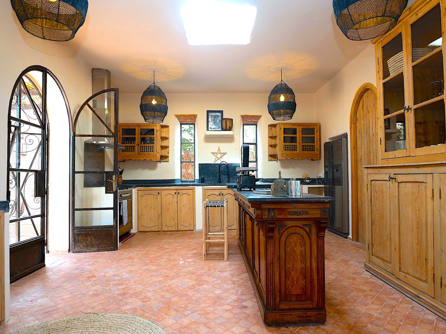 Palais Amon - The French Concierge