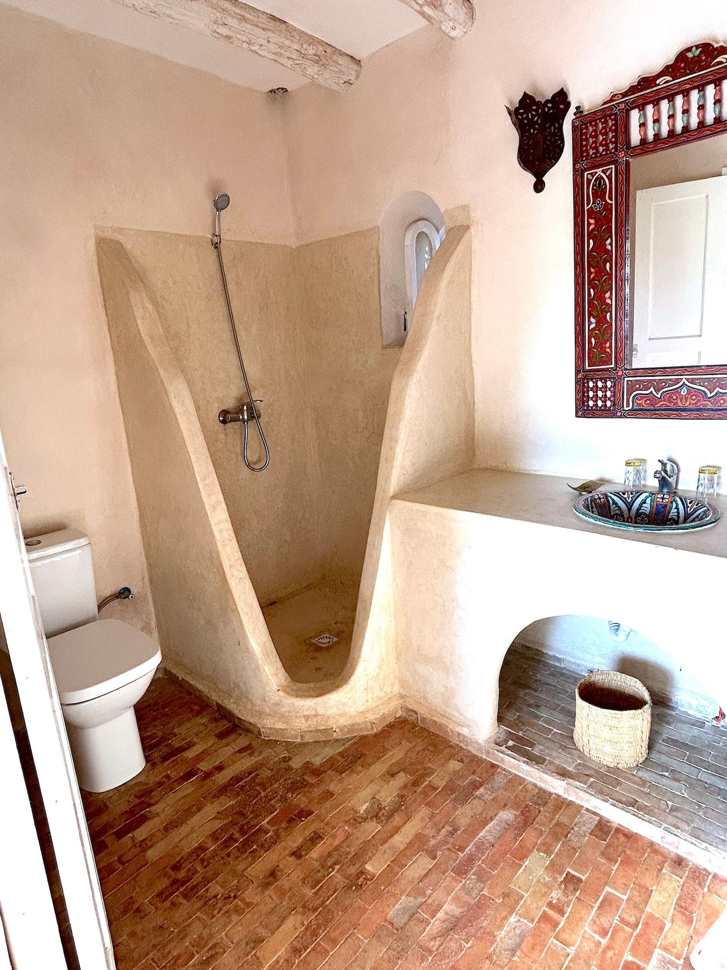 Palais Askar - The French Concierge
