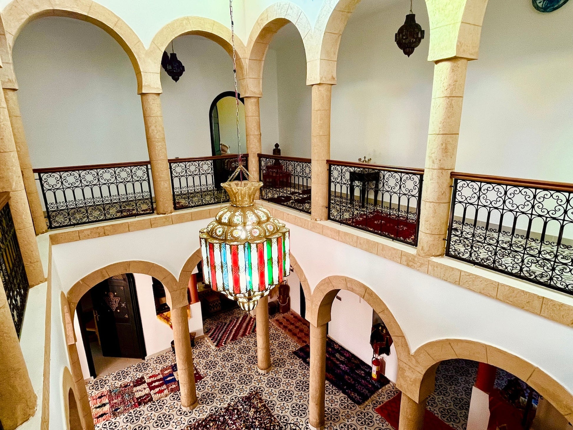 Palais Aya - The French Concierge