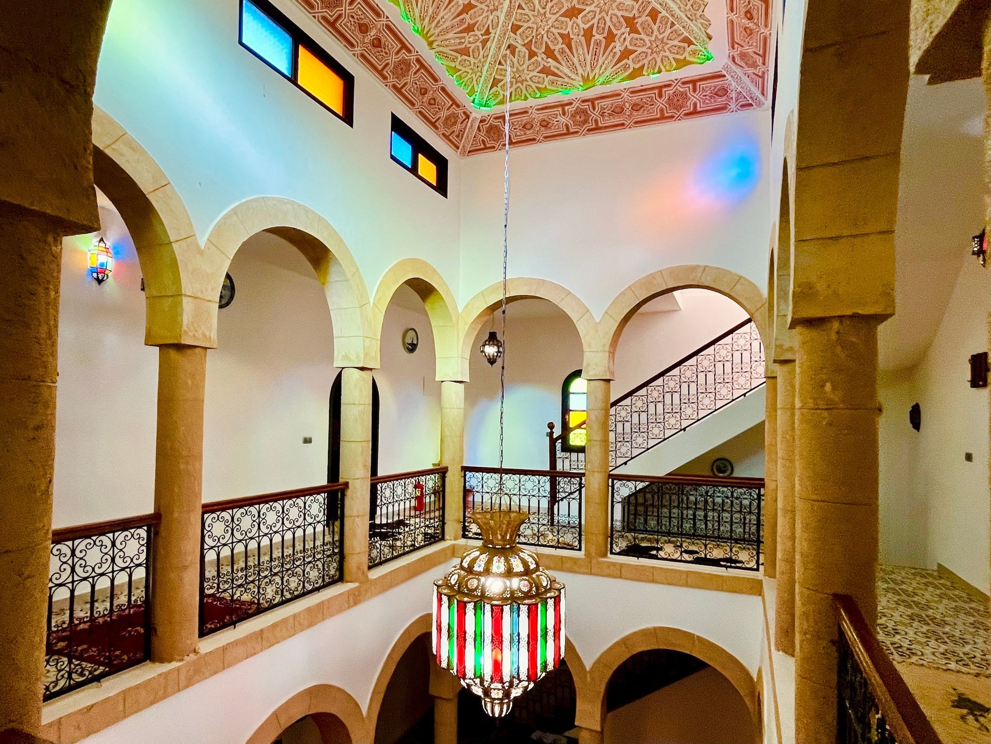 Palais Aya - The French Concierge