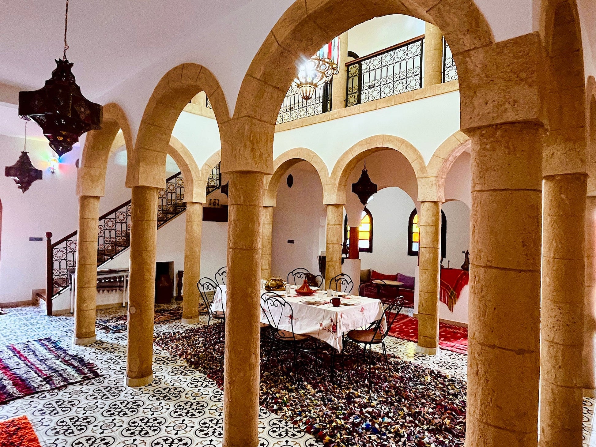 Palais Aya - The French Concierge