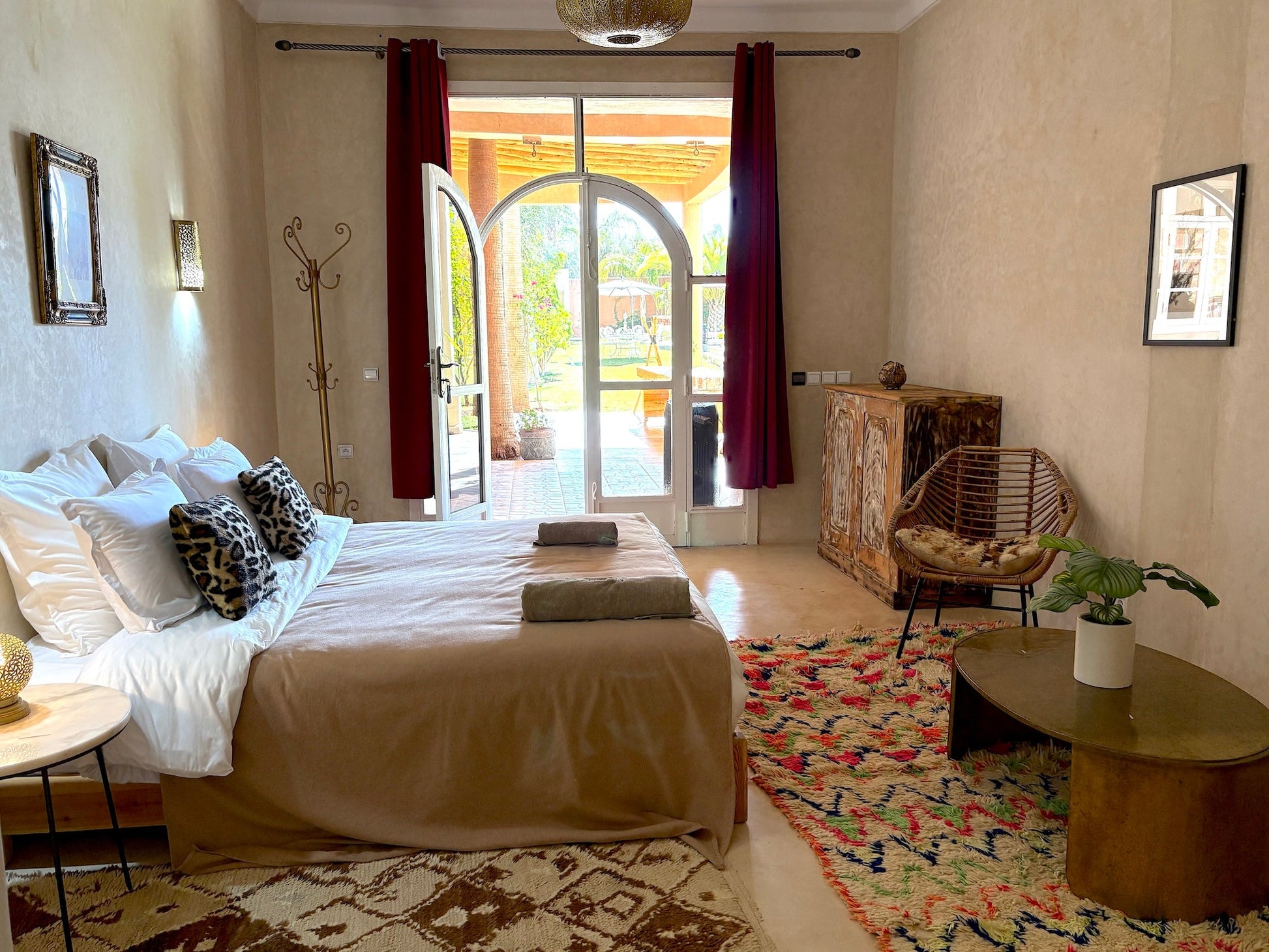 Palais Bohemia - The French Concierge
