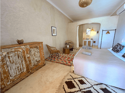 Palais Bohemia - The French Concierge